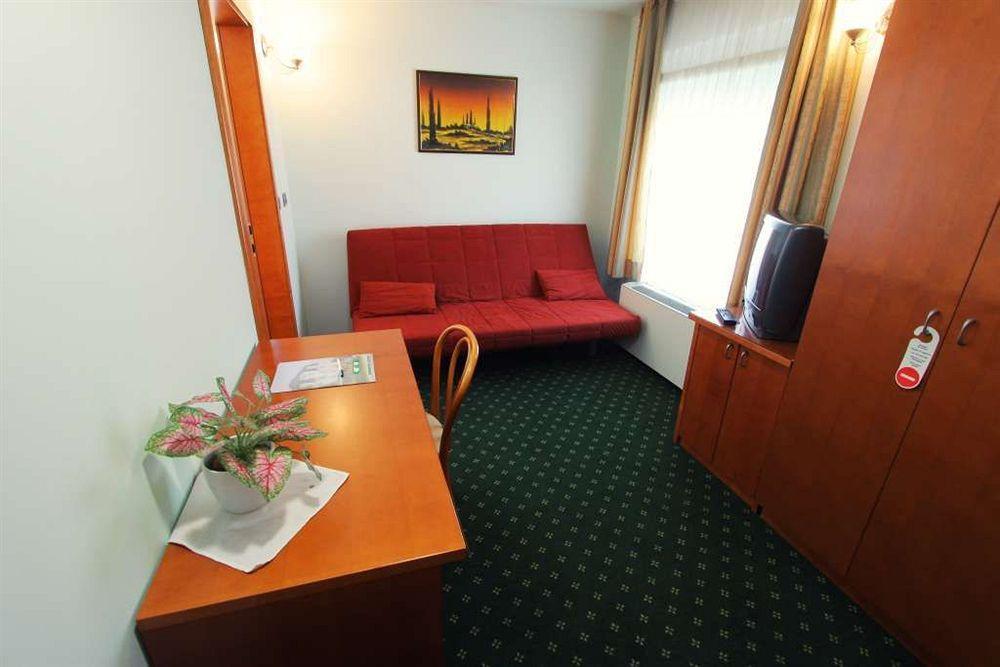 Grandvid Hotel Skofljica Ngoại thất bức ảnh