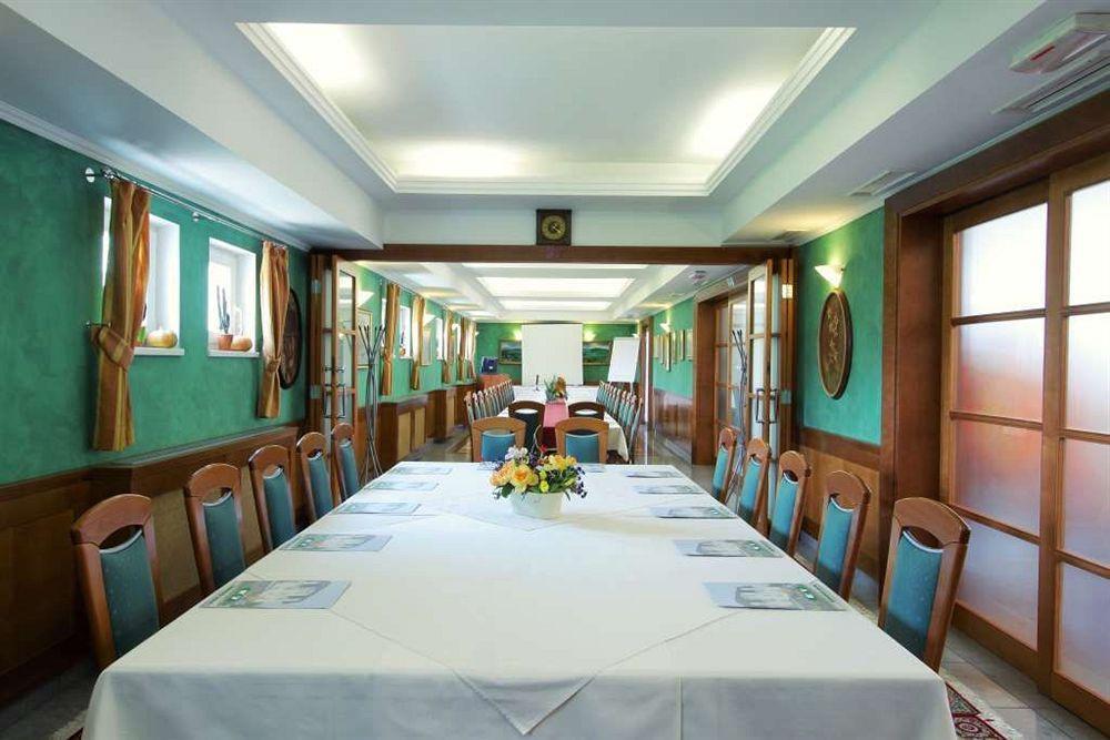 Grandvid Hotel Skofljica Ngoại thất bức ảnh