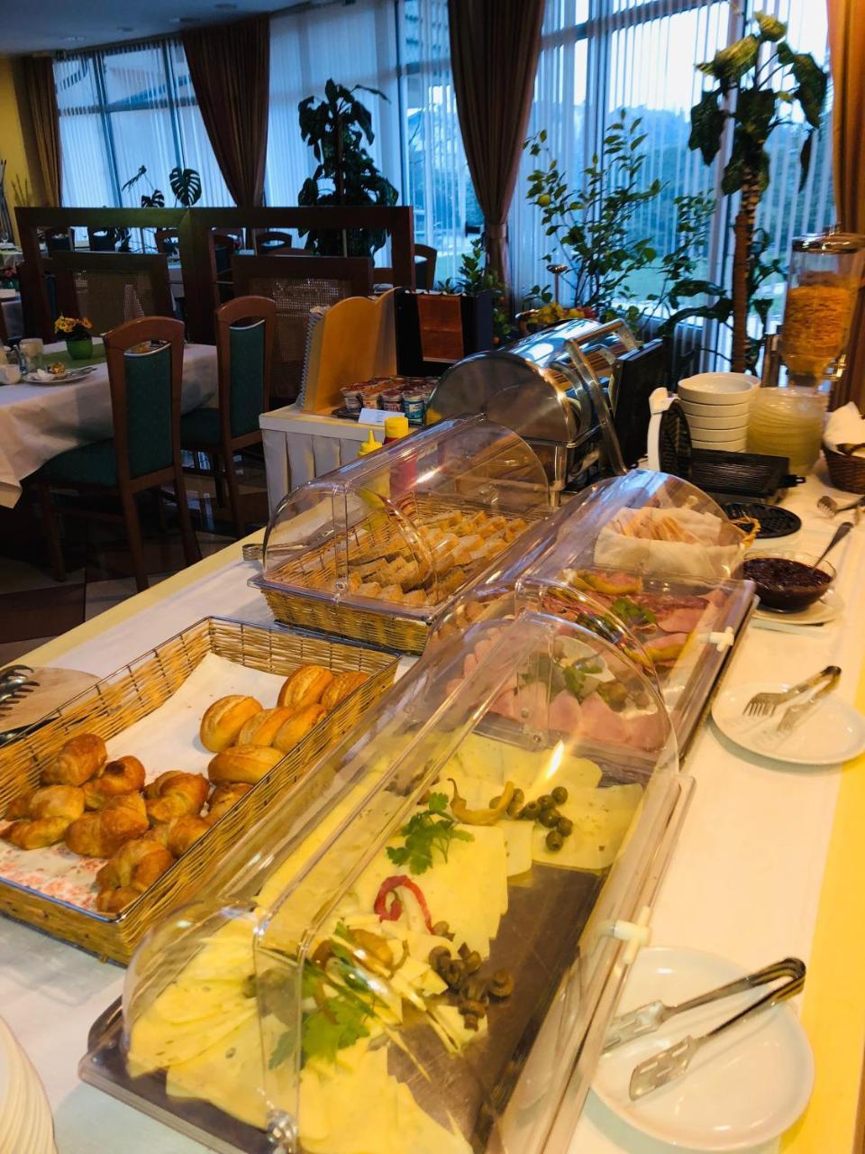 Grandvid Hotel Skofljica Ngoại thất bức ảnh